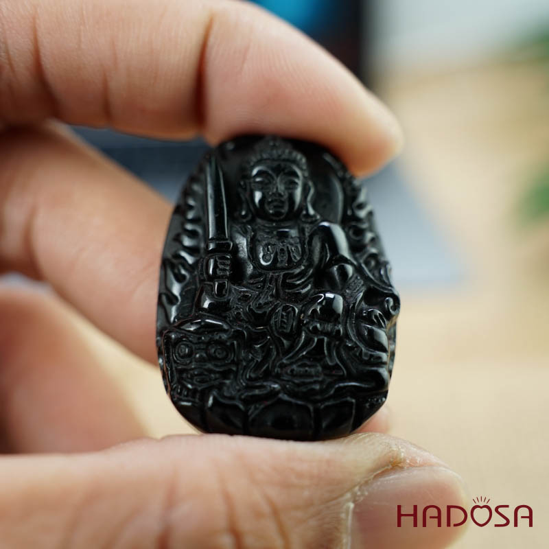 Đá thuỷ tinh núi lửa Phật Vân Thù Bồ Tát (Mão) 38mm