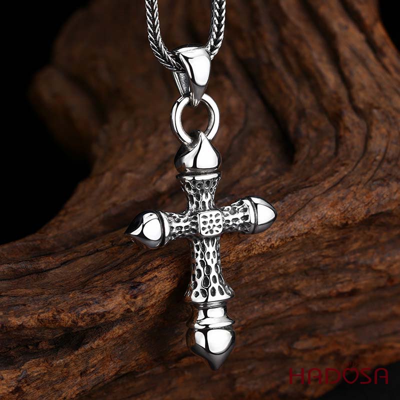 Mặt dây chuyền bạc hình thánh giá