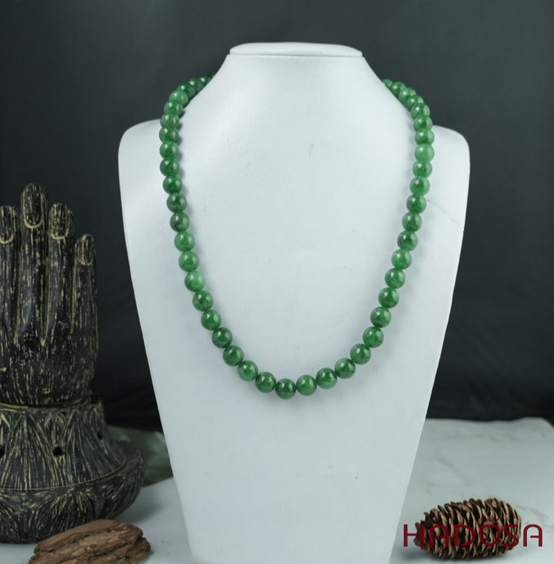 Vòng cổ Cẩm Thạch xanh tươi
