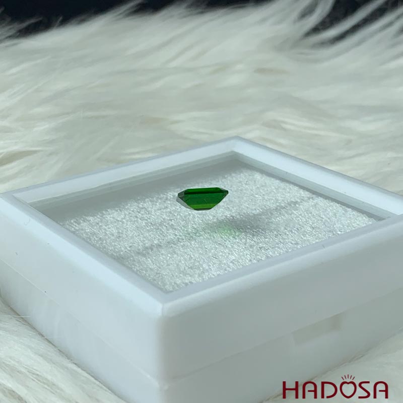 Diopsite chữ nhật 07*09mm