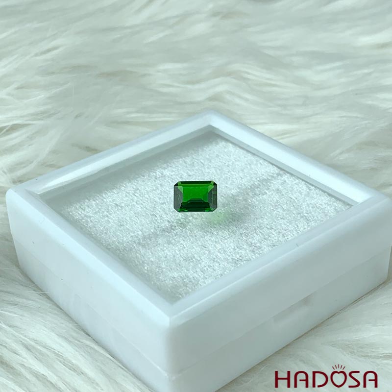 Diopsite chữ nhật 07*09mm