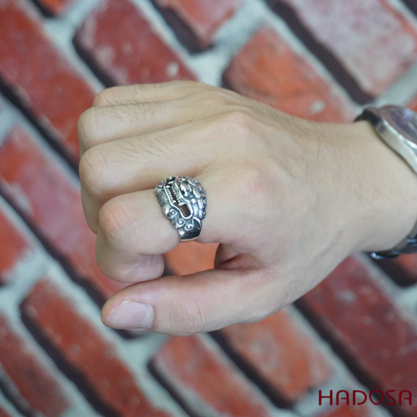 Nhẫn bạc phong thủy nam