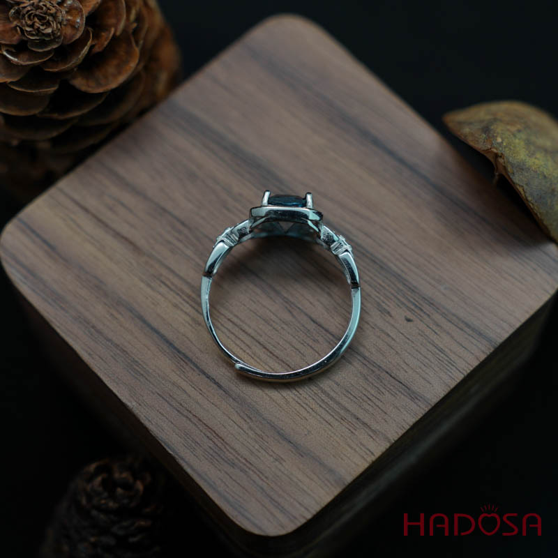 Nhẫn đá Topaz London 6*8mm bạc 925