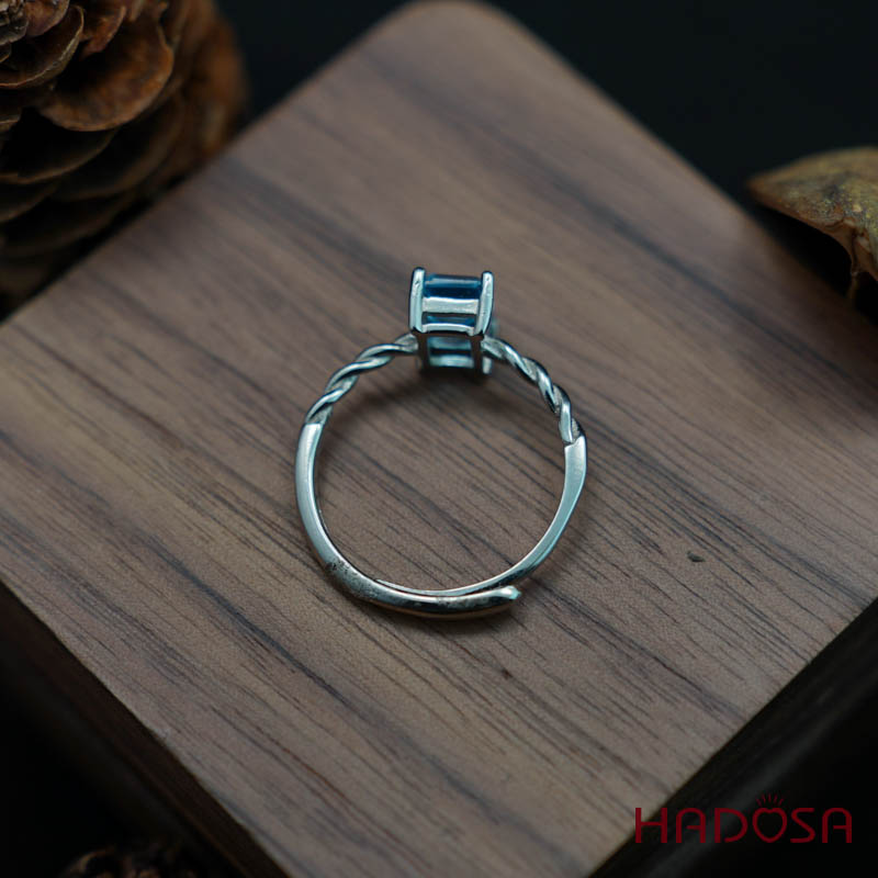 Nhẫn đá Topaz 5*7mm bạc 925