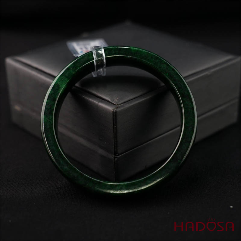 Vòng Ngọc Cẩm Thạch sơn thủy bản vuông ni 57