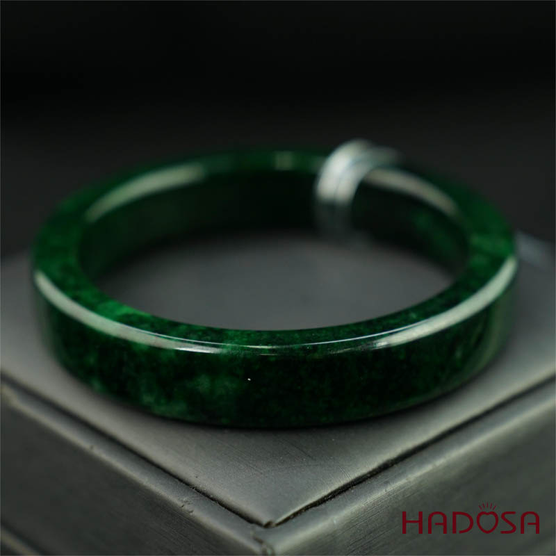 Vòng Ngọc Cẩm Thạch sơn thủy bản vuông ni 57