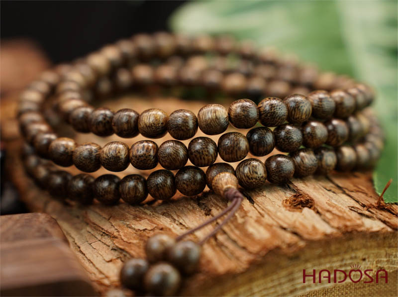 Chuỗi Trầm hương 108 hạt 8mm