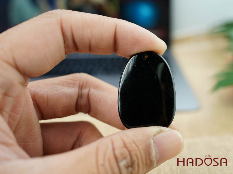 Đá thuỷ tinh núi lửa Phật Hư Không Tạng Bồ Tát (Sửu, Dần) 38mm