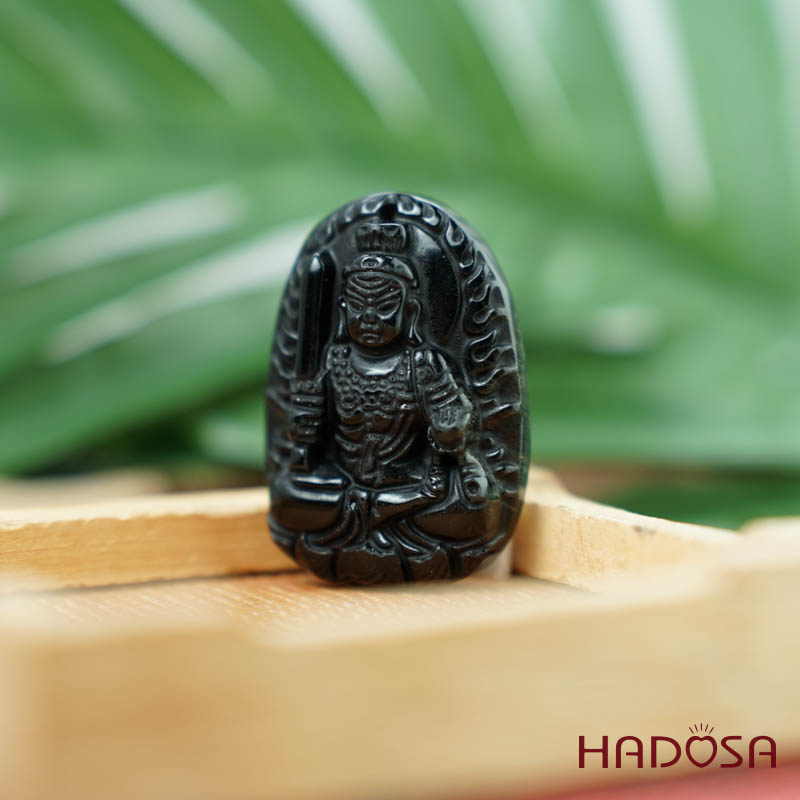 Đá thuỷ tinh núi lửa Phật Bất Động Minh Vương (Dậu) 38mm