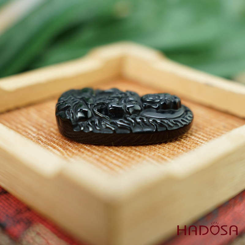 Đá thuỷ tinh núi lửa Phật Như Lại Đại Nhật (Mùi, Thân) 38mm