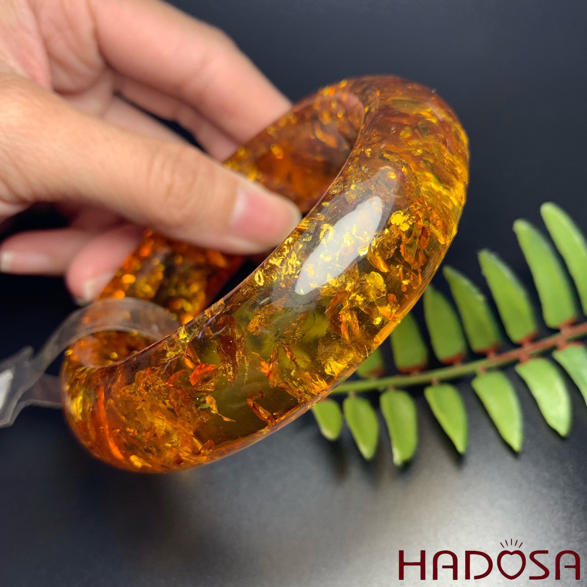 Vòng kiềng Hổ Phách cognac vàng Baltic 58mm cao cấp