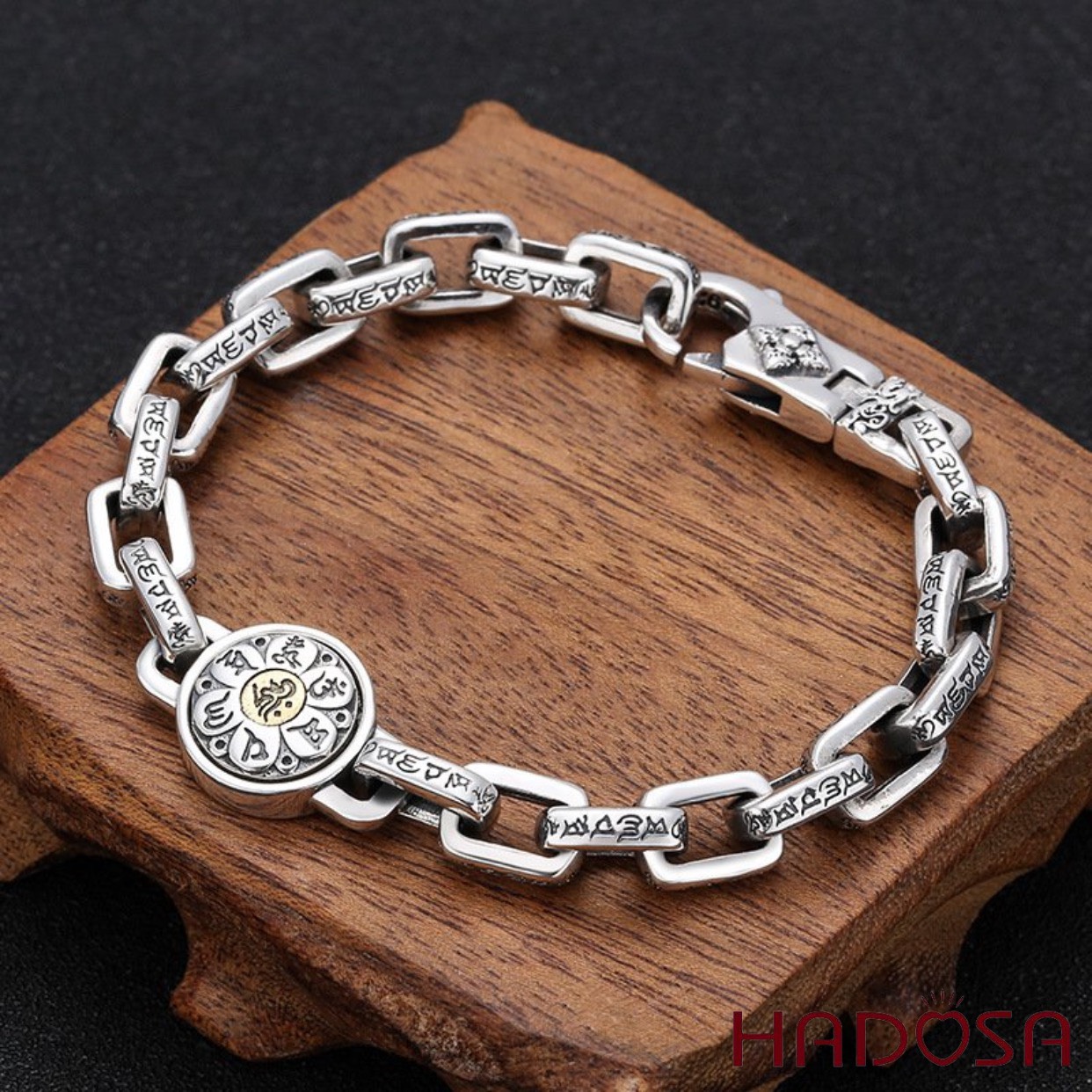 Vòng đeo tay nam bạc