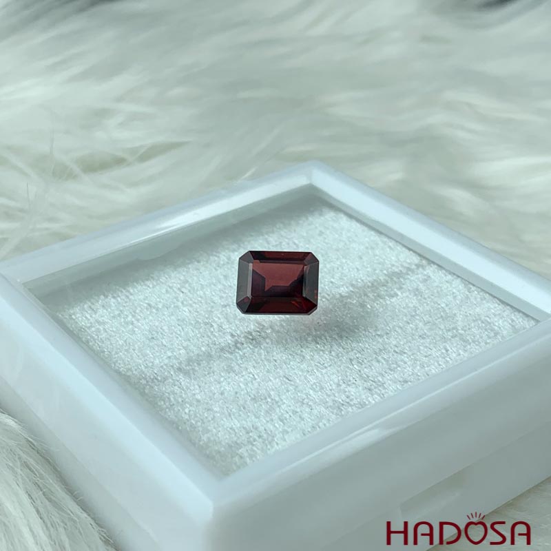 Garnet chữ nhật 08*10mm 5A