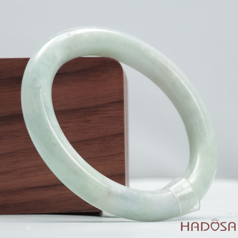 Vòng Ngọc Type A Cẩm Thạch Xanh Lý Nếp Bản Tròn Ni 56