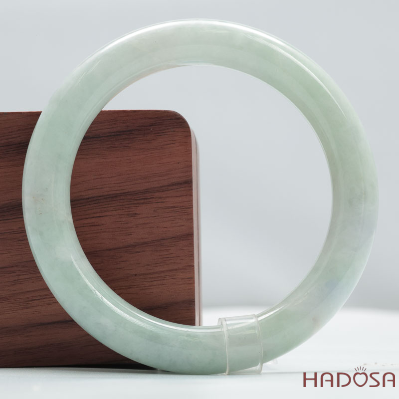 Vòng Ngọc Type A Cẩm Thạch Xanh Lý Nếp Bản Tròn Ni 56