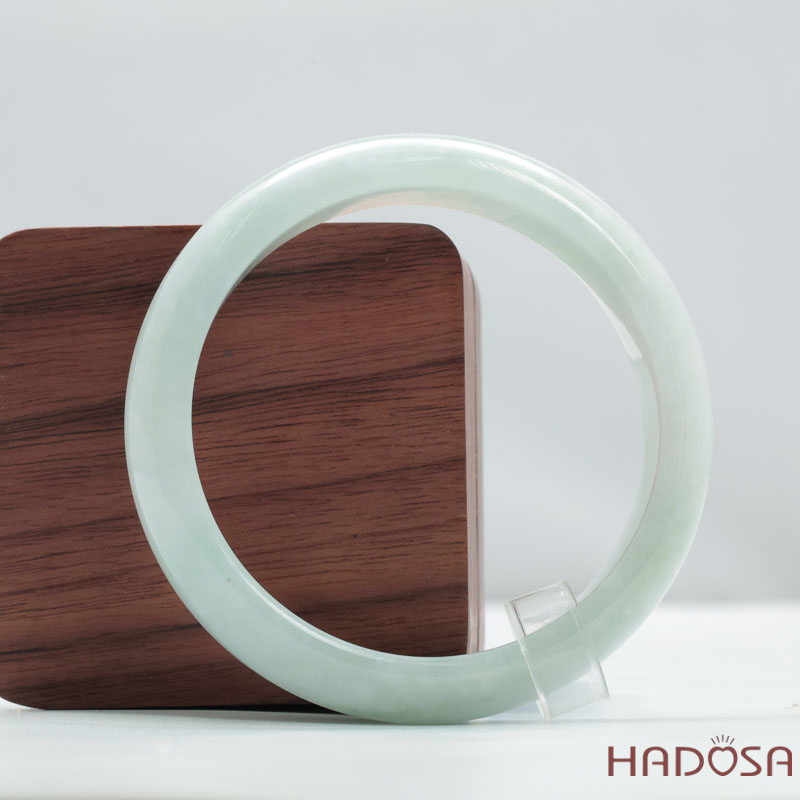 Vòng Cẩm Thạch Ngọc Type A Nếp Mịn Bản Hẹ Ni 52