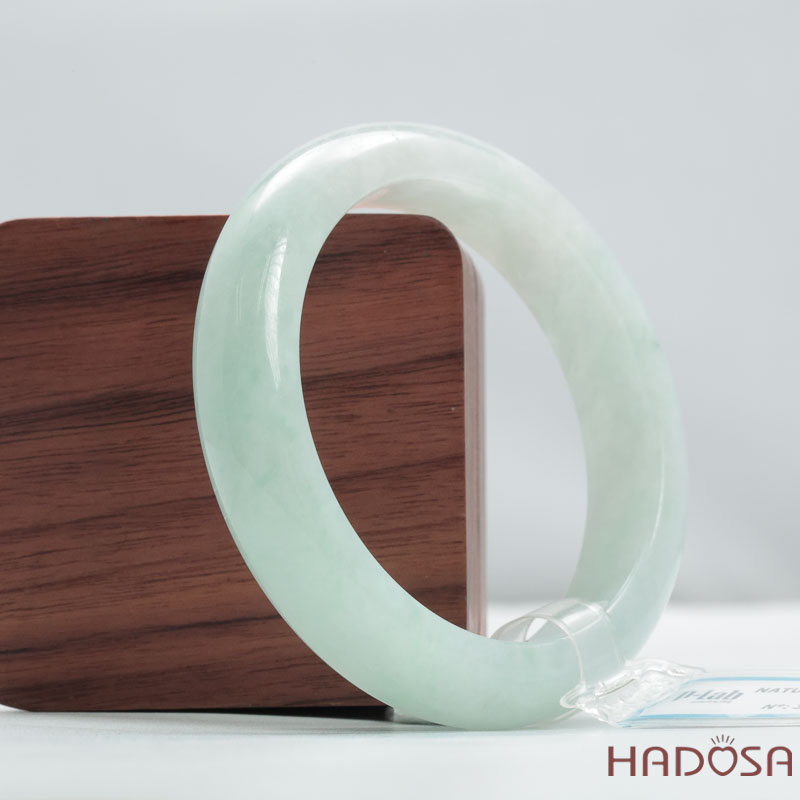 Vòng Ngọc Cẩm Thạch Type A Xanh Lý Trong Chất Nếp Hóa Bản Hẹ Ni 51