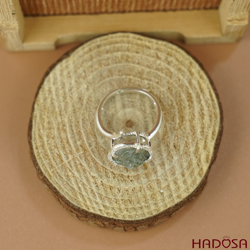 Hoa mẫu đơn thạch anh tóc xanh