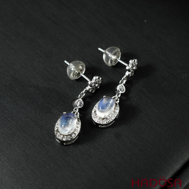 Hoa tai đá mặt trăng 4*6mm bạc 925