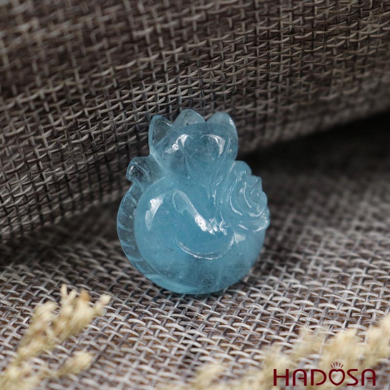 Hồ Ly ôm hoa Aquamarine 5A