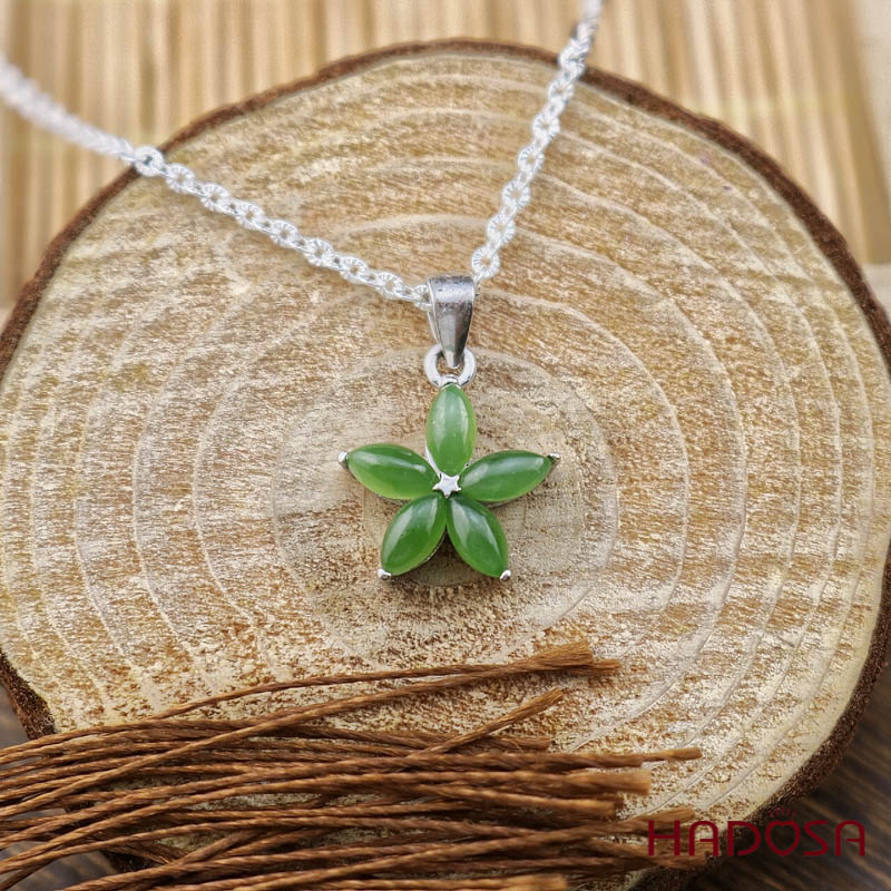 Mặt dây chuyền Ngọc Bích 3*6mm