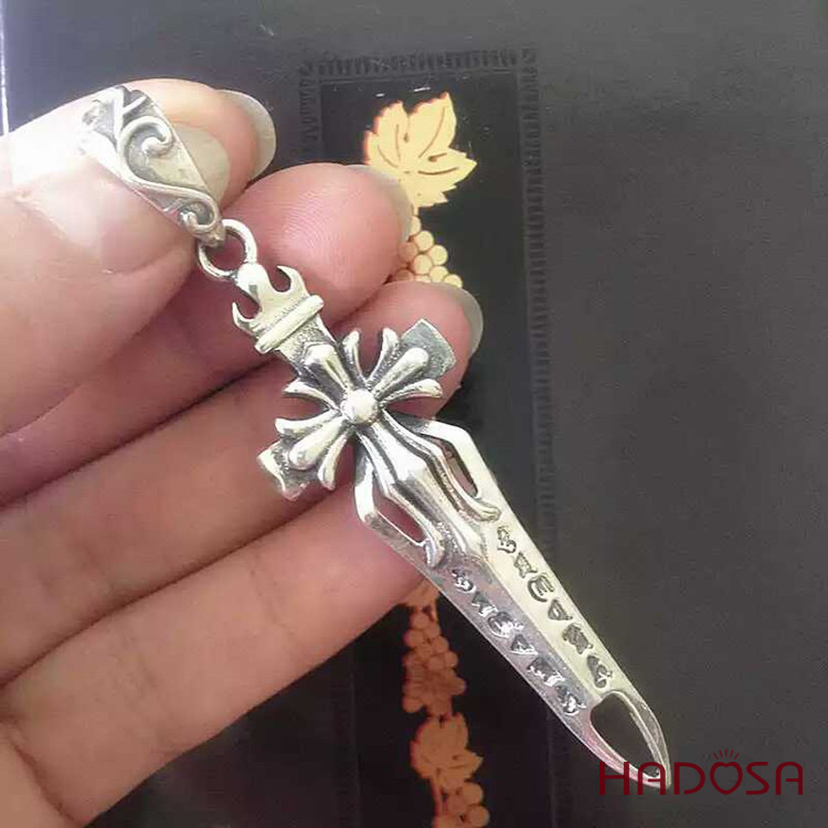 Mặt dây chuyền bạc Thái Thanh Kiếm