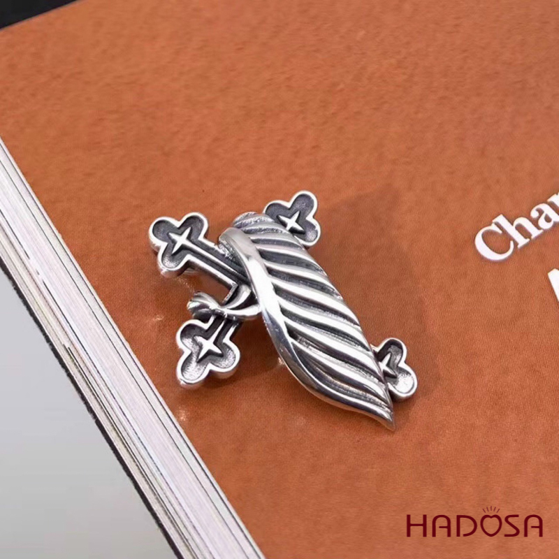 Mặt dây chuyền bạc thánh giá cánh thiên thần