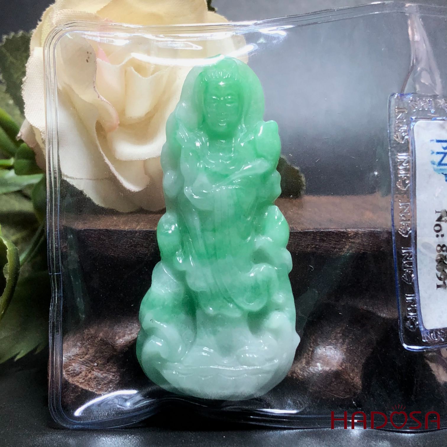 Mặt Phật Bà đứng Cẩm Thạch xanh - trắng xám 49x23mm