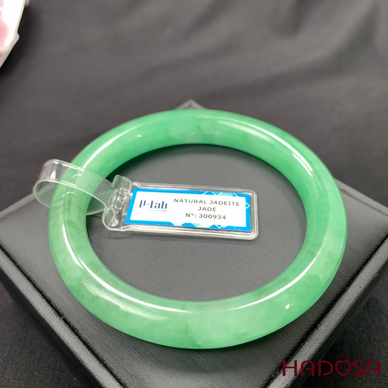 Vòng Ngọc Cẩm Thạch bản tròn xanh vân lý ni 58