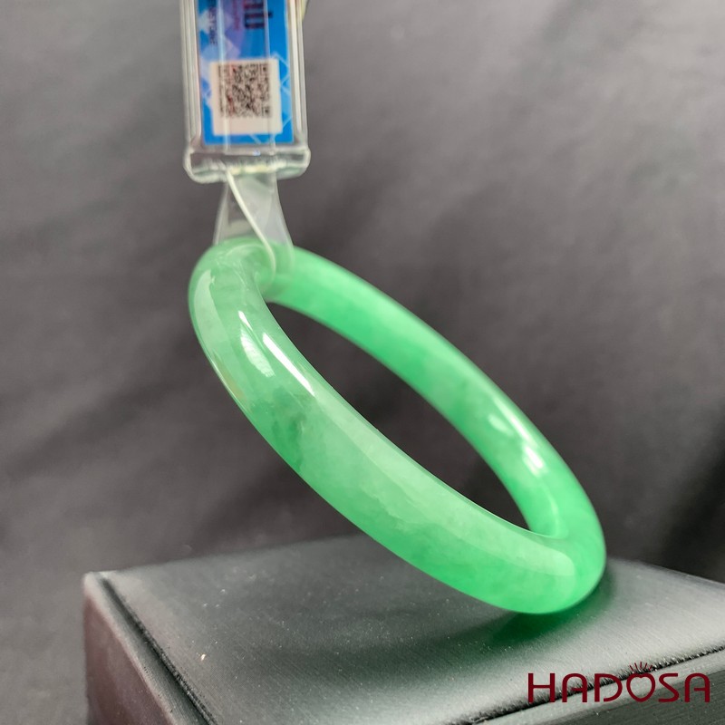 Vòng Ngọc Cẩm Thạch bản tròn xanh vân lý ni 58