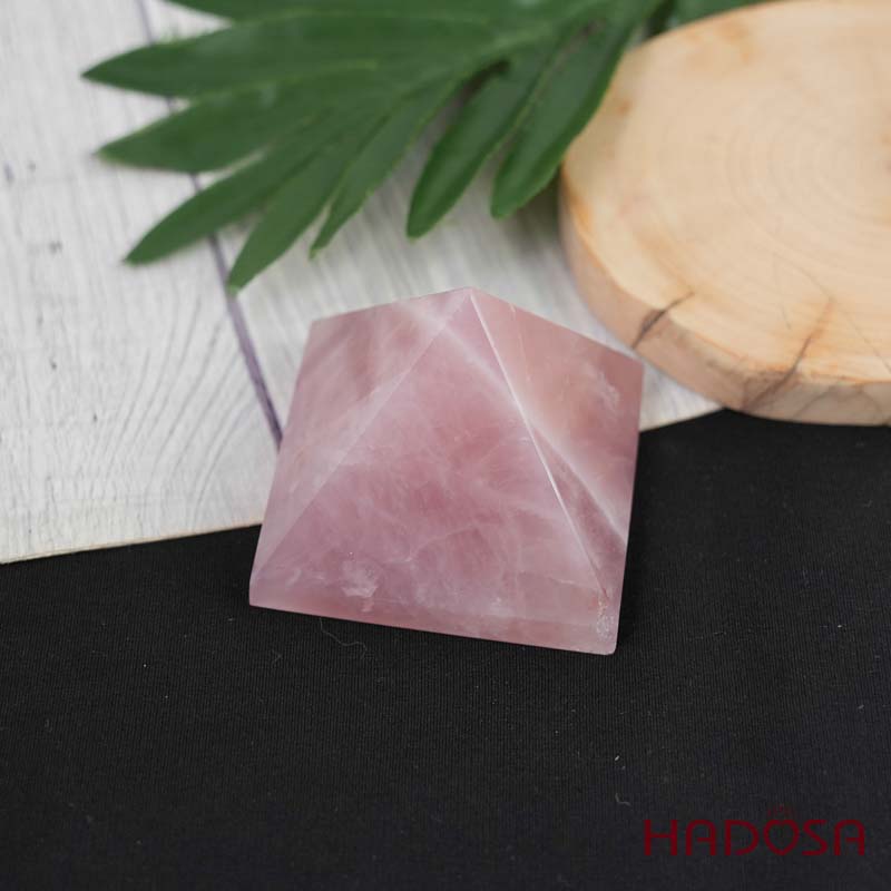 Kim tự tháp thạch anh hồng 5A 6.5cm