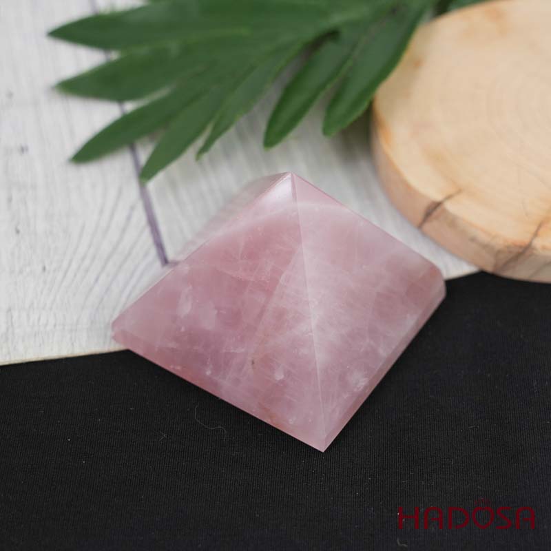 Kim tự tháp thạch anh hồng 5A 6.5cm