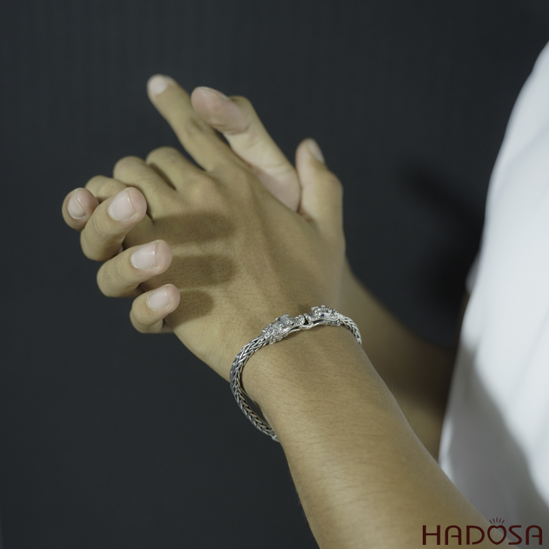 Lắc tay bạc Thái hình rồng