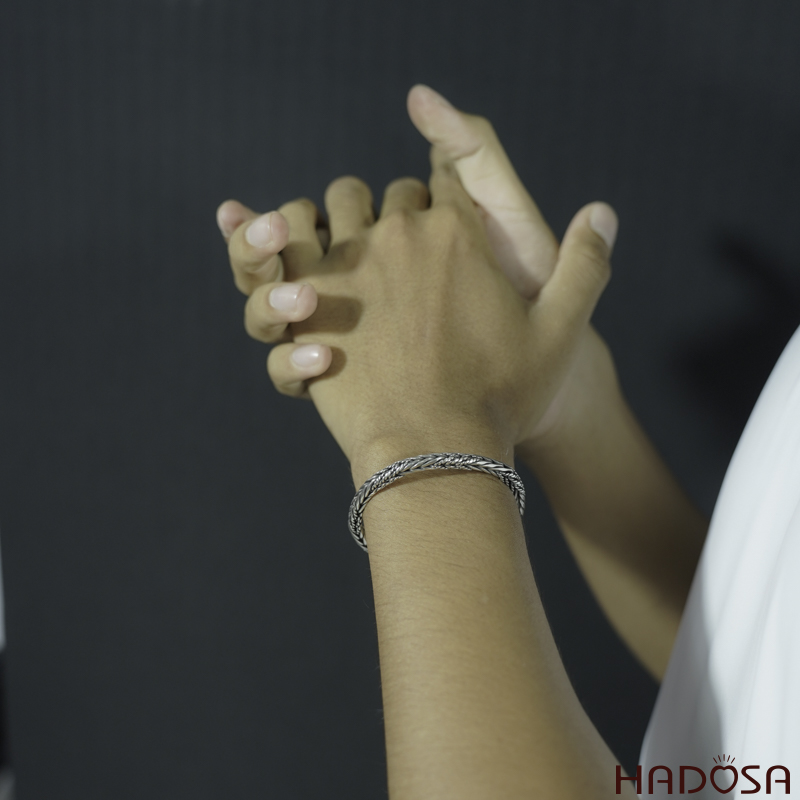 Lắc tay bạc Thái nam đẹp