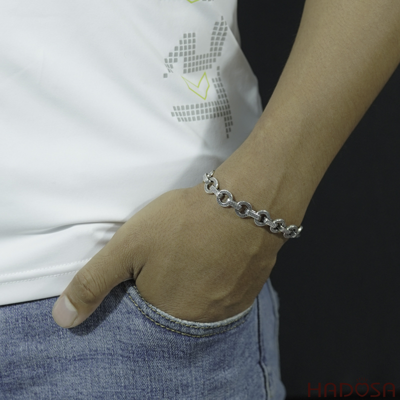 Lắc tay nam bạc Thái tròn họa tiết