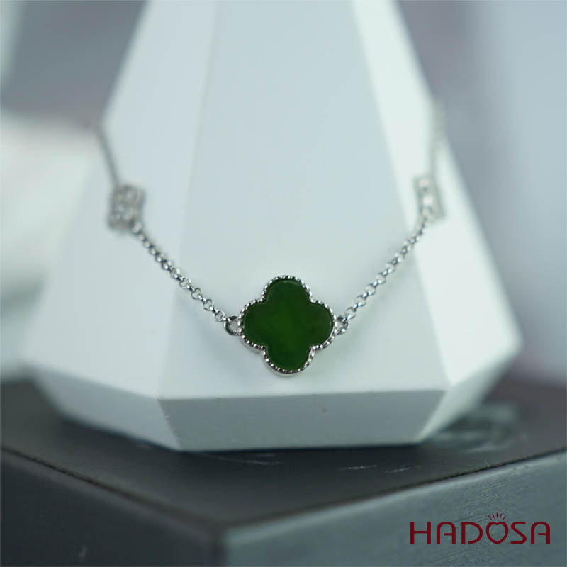 Lắc tay Ngọc bích cỏ 4 lá bạc 925