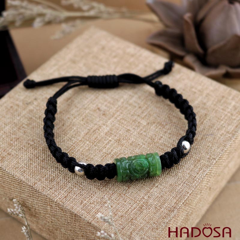 Vòng phong thủy lu thống Ngọc Bích chạm