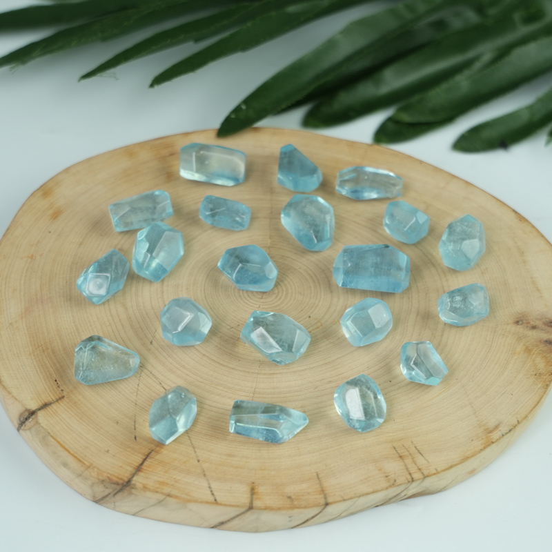 Mặt Aquamarine mài giác ngẫu nhiên chuẩn 6A