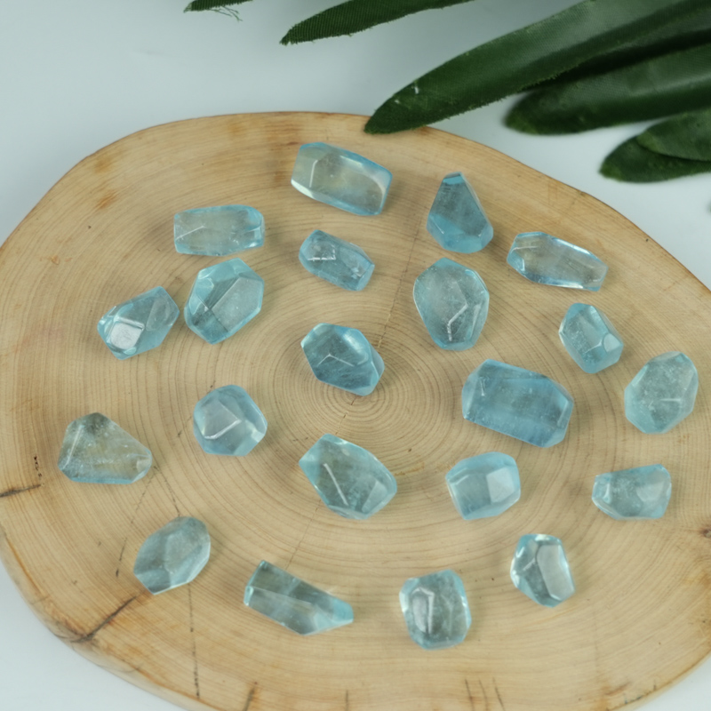 Mặt Aquamarine mài giác ngẫu nhiên chuẩn 6A