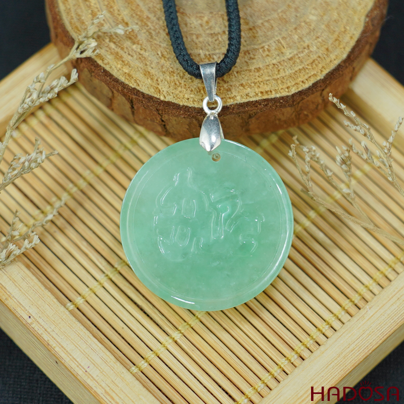 Mặt dây chuyền cẩm thạch chữ Đức HADOSA