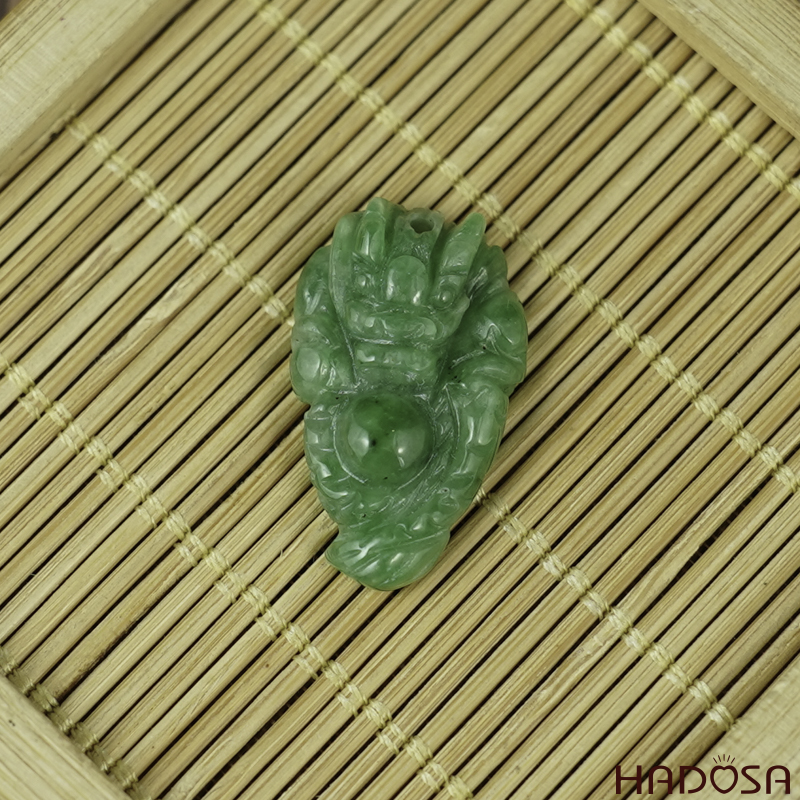 Mặt Cẩm Thạch Rồng ngậm long châu 16x26mm