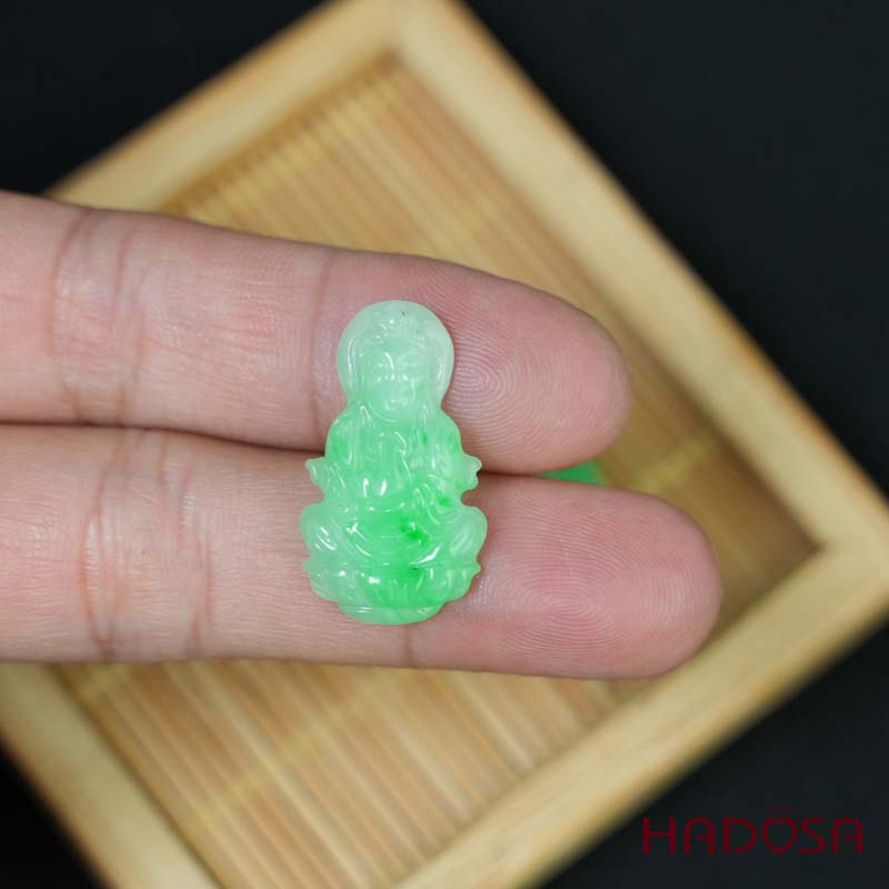 Mặt Quan Âm Cẩm Thạch xanh ngọc 11*26mm