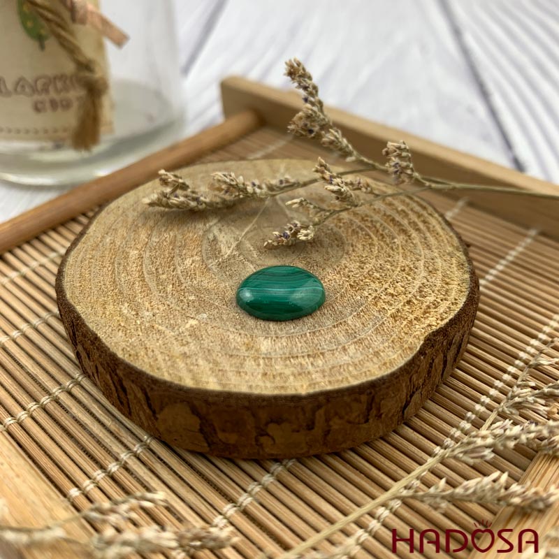 Mặt đá Lông Công oval 12x10x4mm