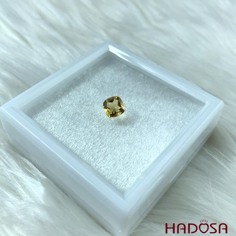 Mặt đá thạch anh vàng Citrine Cus 07mm 3A
