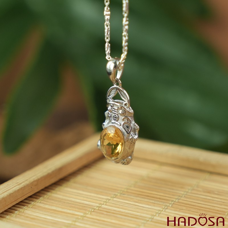 Mặt dây chuyền tỳ hưu đá Citrine 7x9mm bạc 925