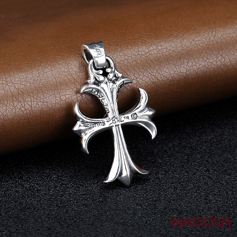 Mặt dây chuyền bạc Chrom heart