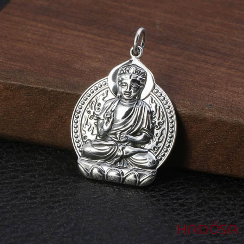 Mặt dây chuyền bạc Phật Như Lại Đại Nhật (Mùi, Thân)