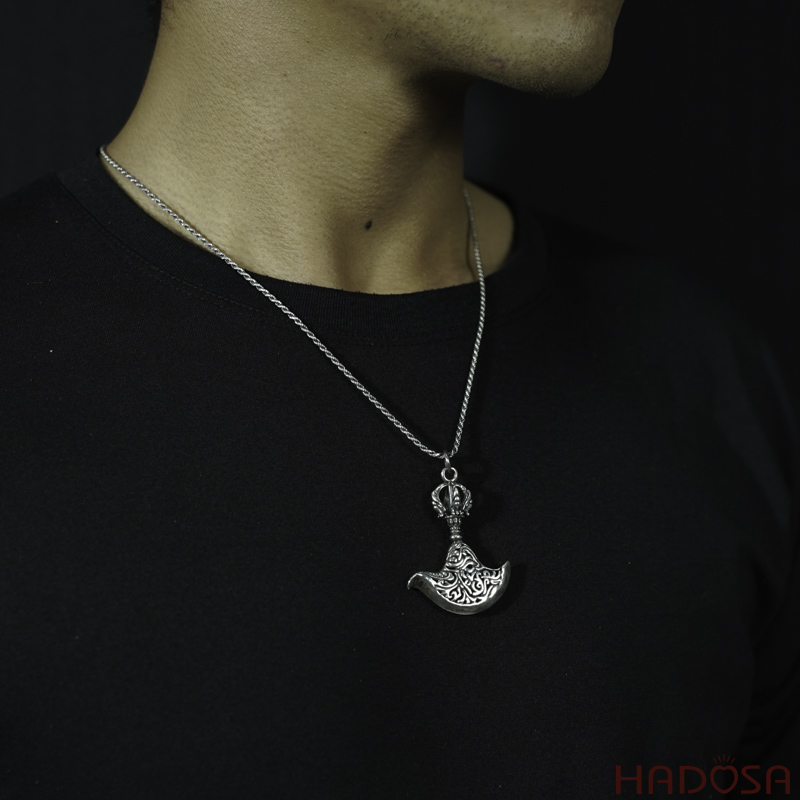 Mặt dây chuyền bạc Thái Chùy Kim Cang