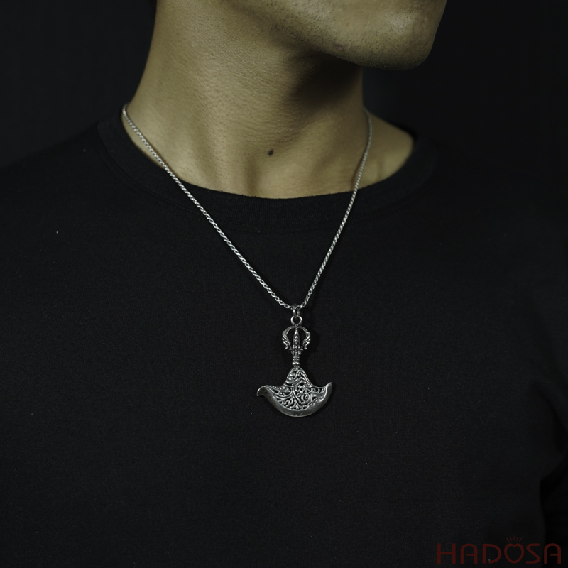 Mặt dây chuyền bạc Thái Chùy Kim Cang