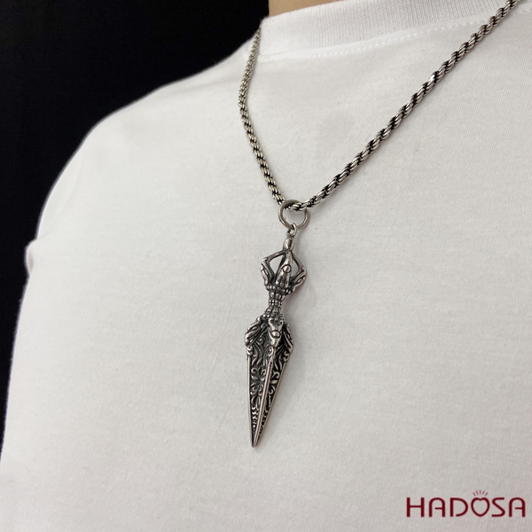 Mặt dây chuyền bạc Thái Dao Phổ Ba